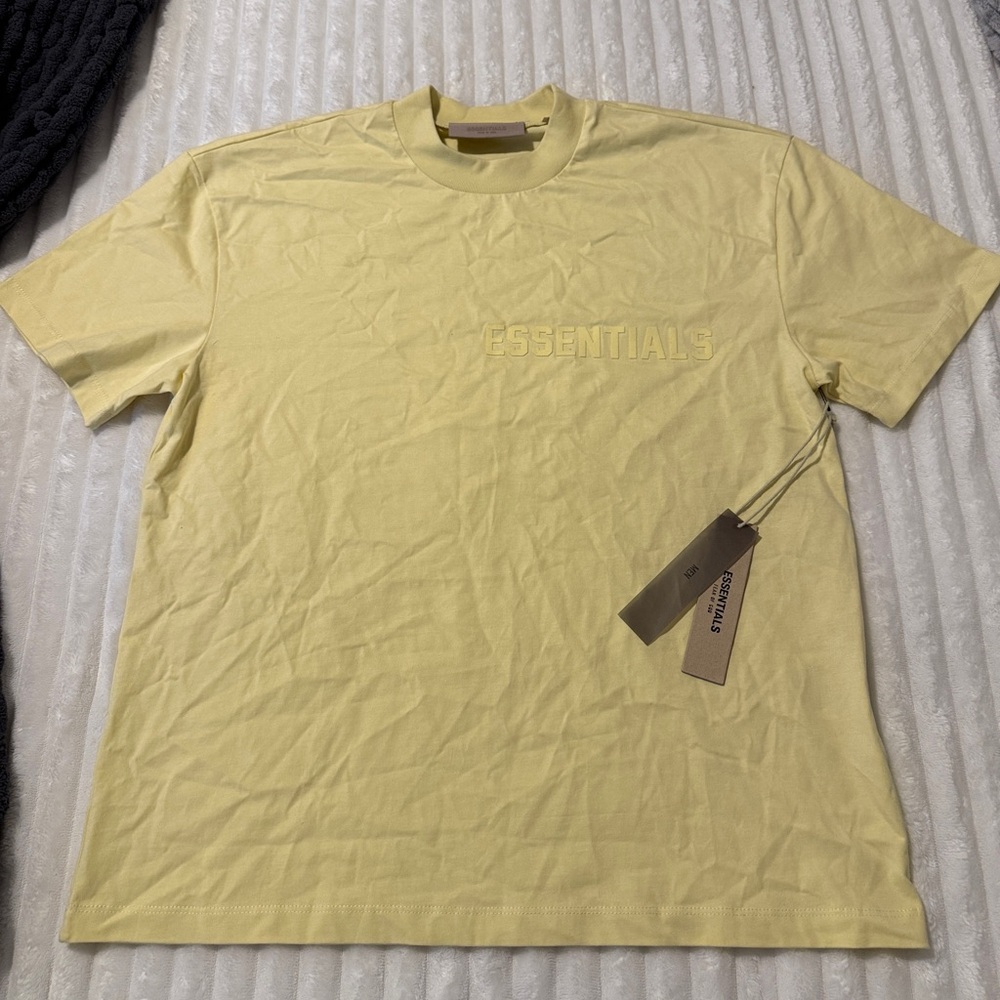Fear of God Essentials Short-Sleeve Tee 'Canary', Men’s Small, NWT